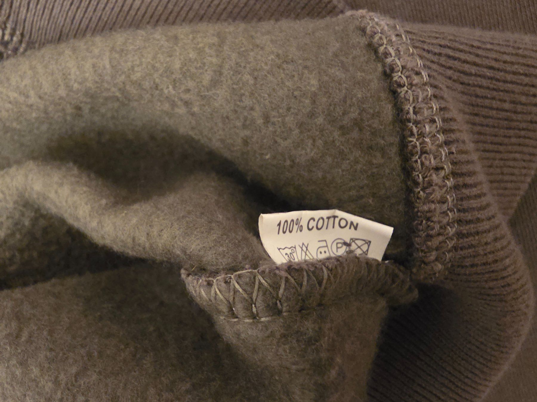 Maglioni & Felpe: Kapuzenpullover MUSE – Usato da Basel venduto da sci_67ms 5