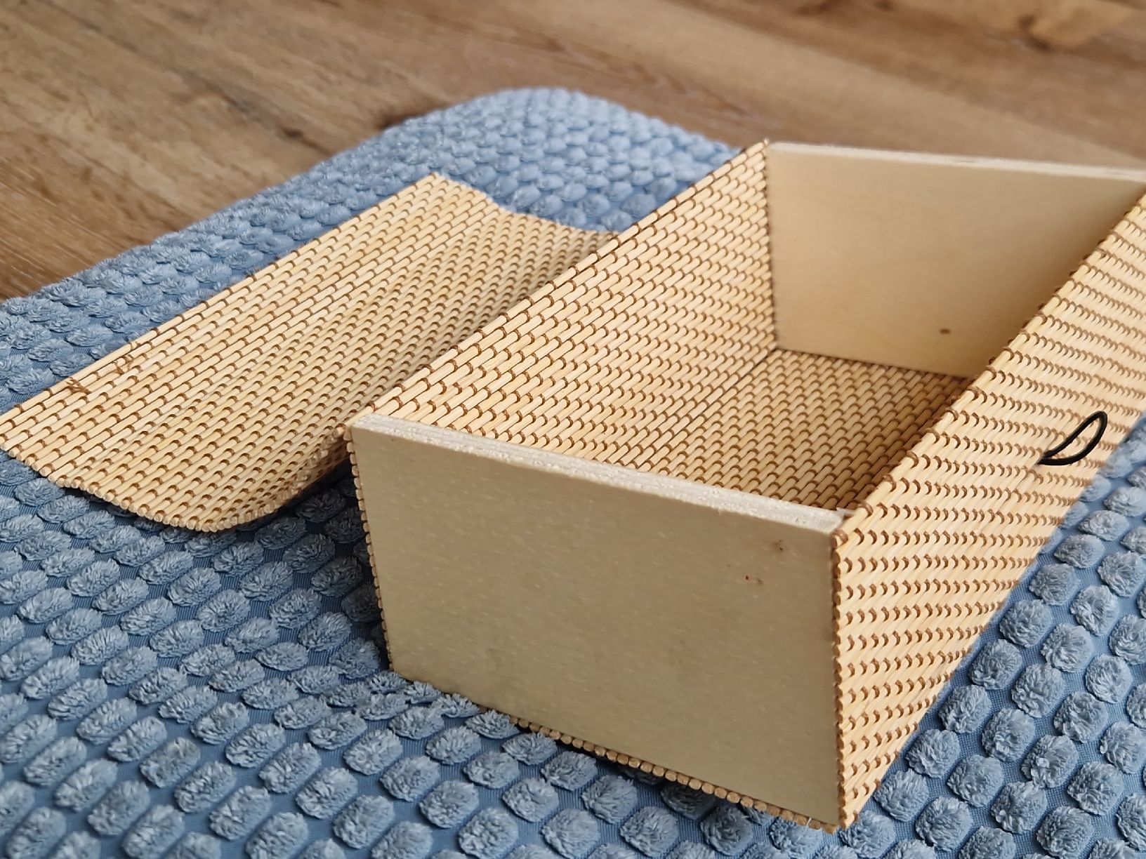 Schmuckkästen: Feine Bambus Schatulle Schmuckbox Rollverschluss – Gebraucht aus Basel von alo_rpl9 5