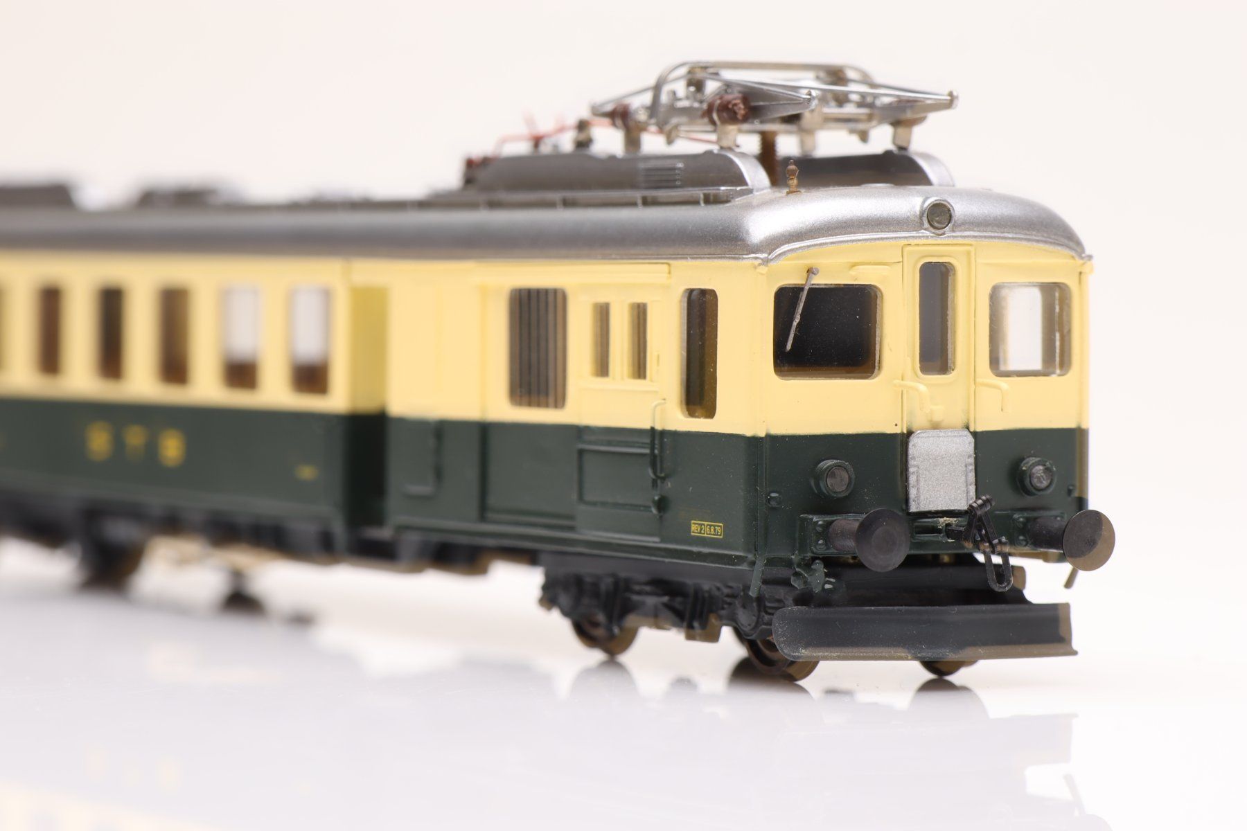 Born Modelleisenbahnen: SIGG STB BDe 4/4 101 Triebwagen DC, H0 – Gebraucht aus Ried (Muotathal) von Modellbahn.swiss 3