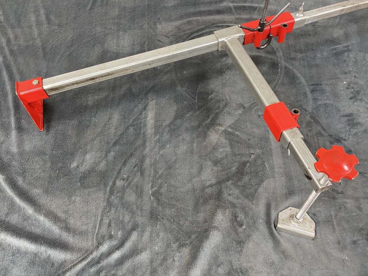 Tous les outils: Motorstütze – D'occasion à Hägglingen par Karin0802 4