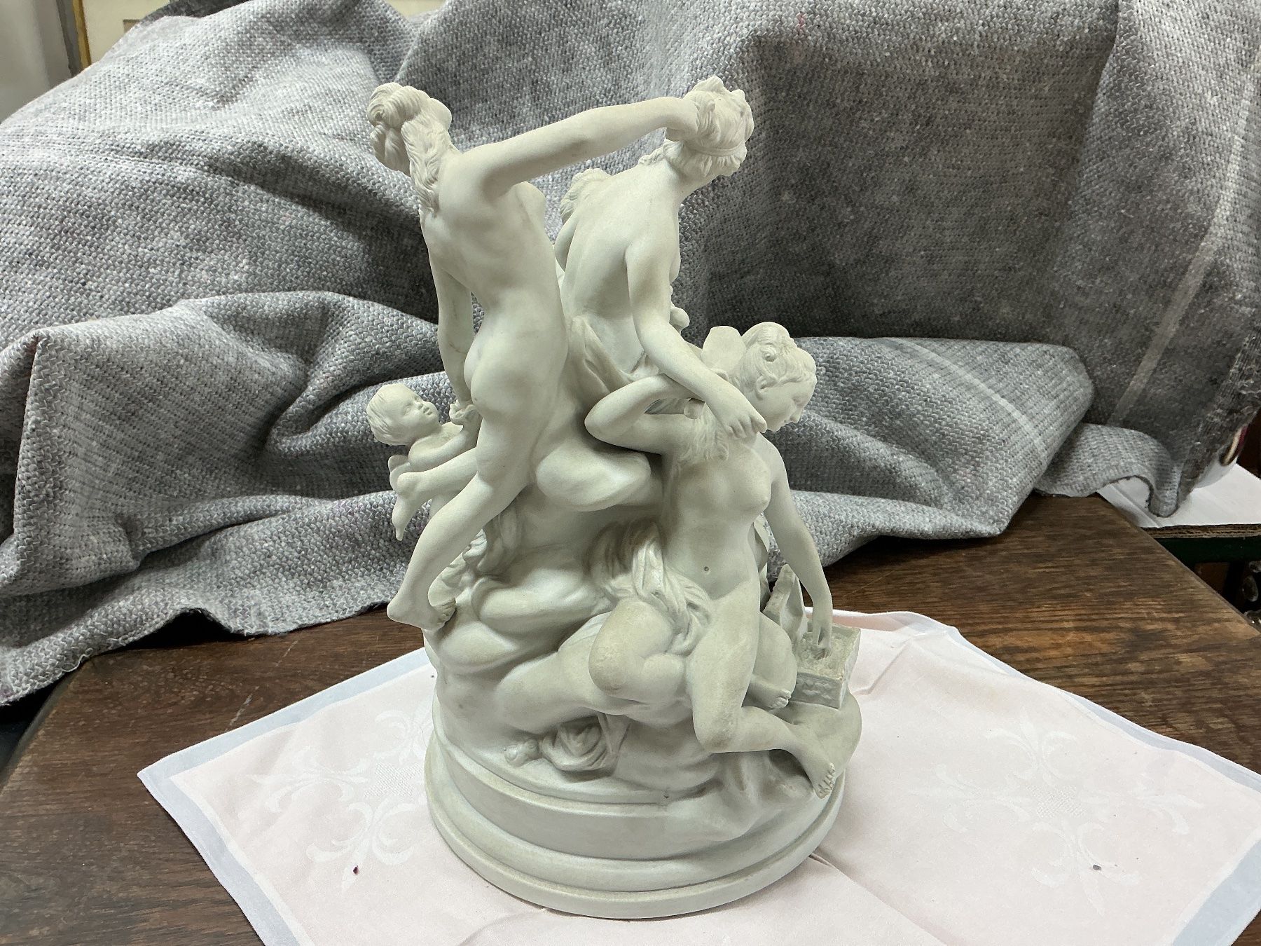 Sculture & Statue: Skulptur Putti & Nymphen – Usato da Bern venduto da vielerart 2