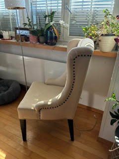 Poltrone: Poltrona a orecchioni color panna – Usato da Maur venduto da Regina_rose 1