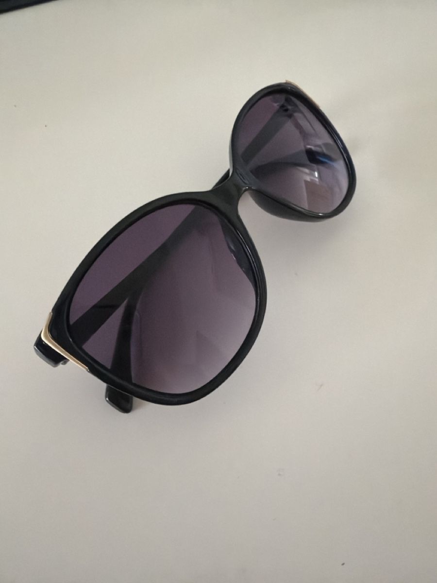 Occhiali & Lenti: Sonnenbrille Damen Schwarz – Usato da Meggen venduto da noe_srf5