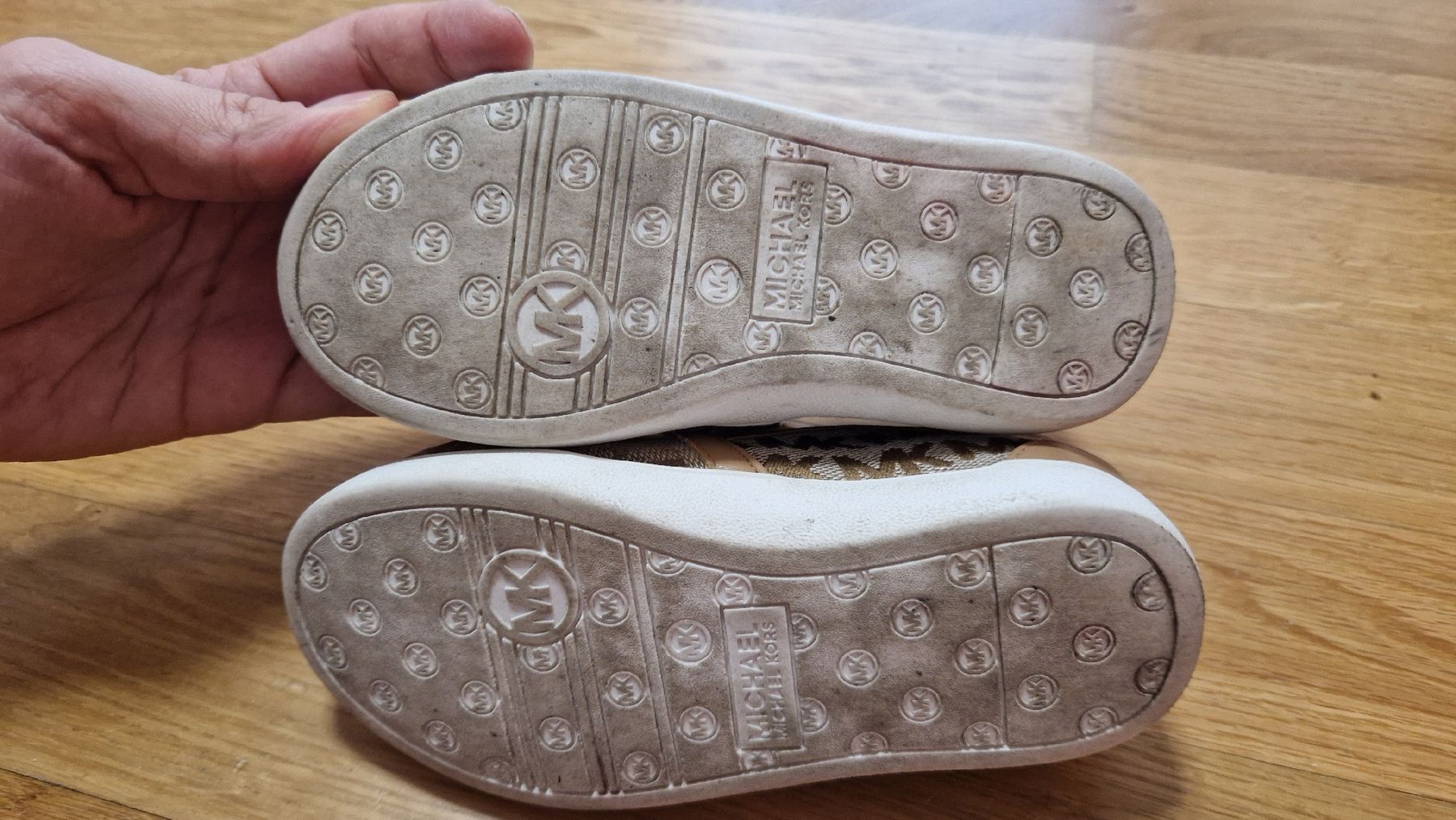 Michael Kors Scarpe per ragazze: Süessi Michael Kors schuhe – Usato da Watt venduto da aLaMerr 1