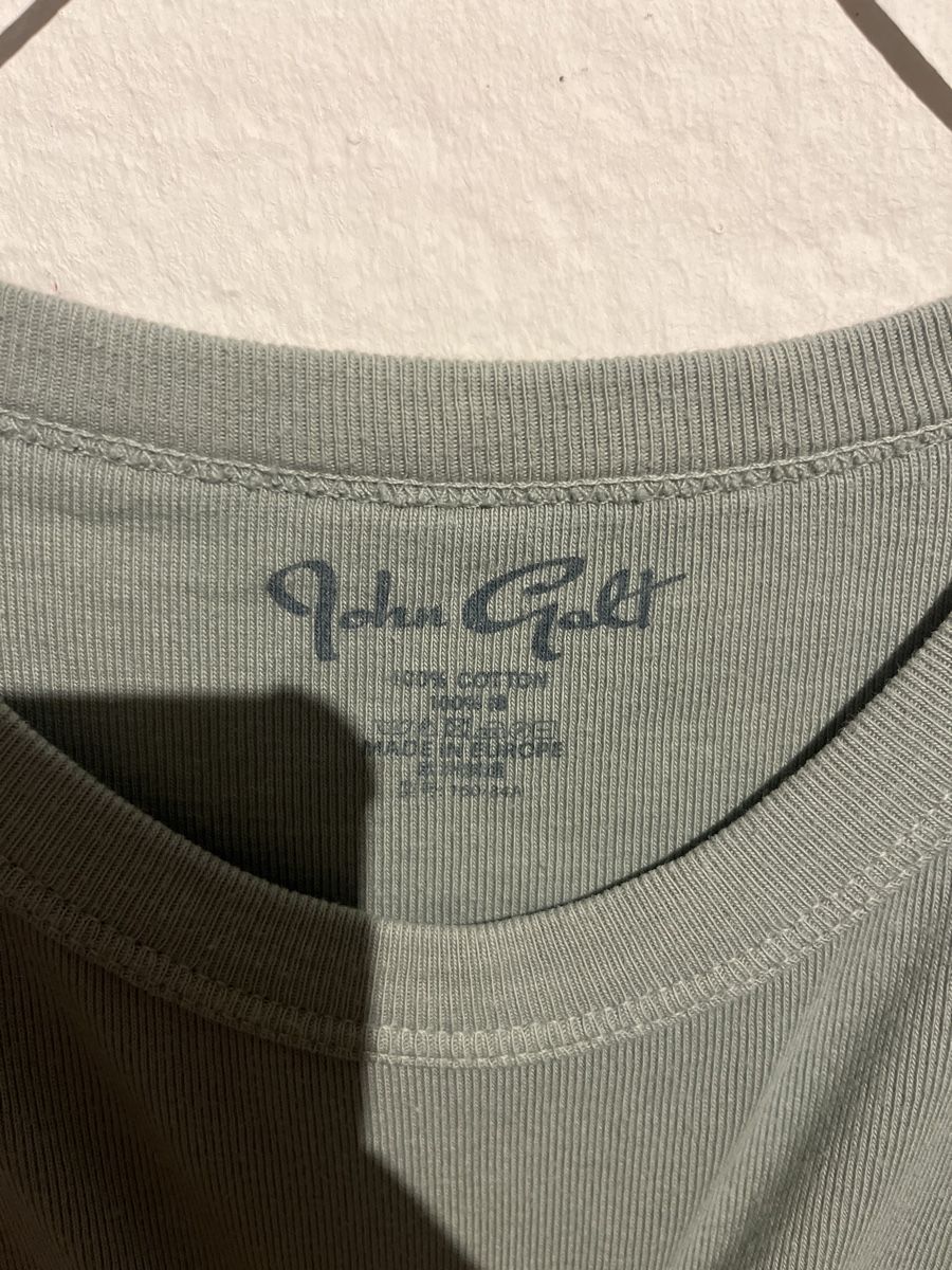 Brandy Melville Blusen, T-Shirts & Tops: 2er Set Crop Tops von Brandy Melville – Gebraucht aus Unterägeri von bienzlorena 3