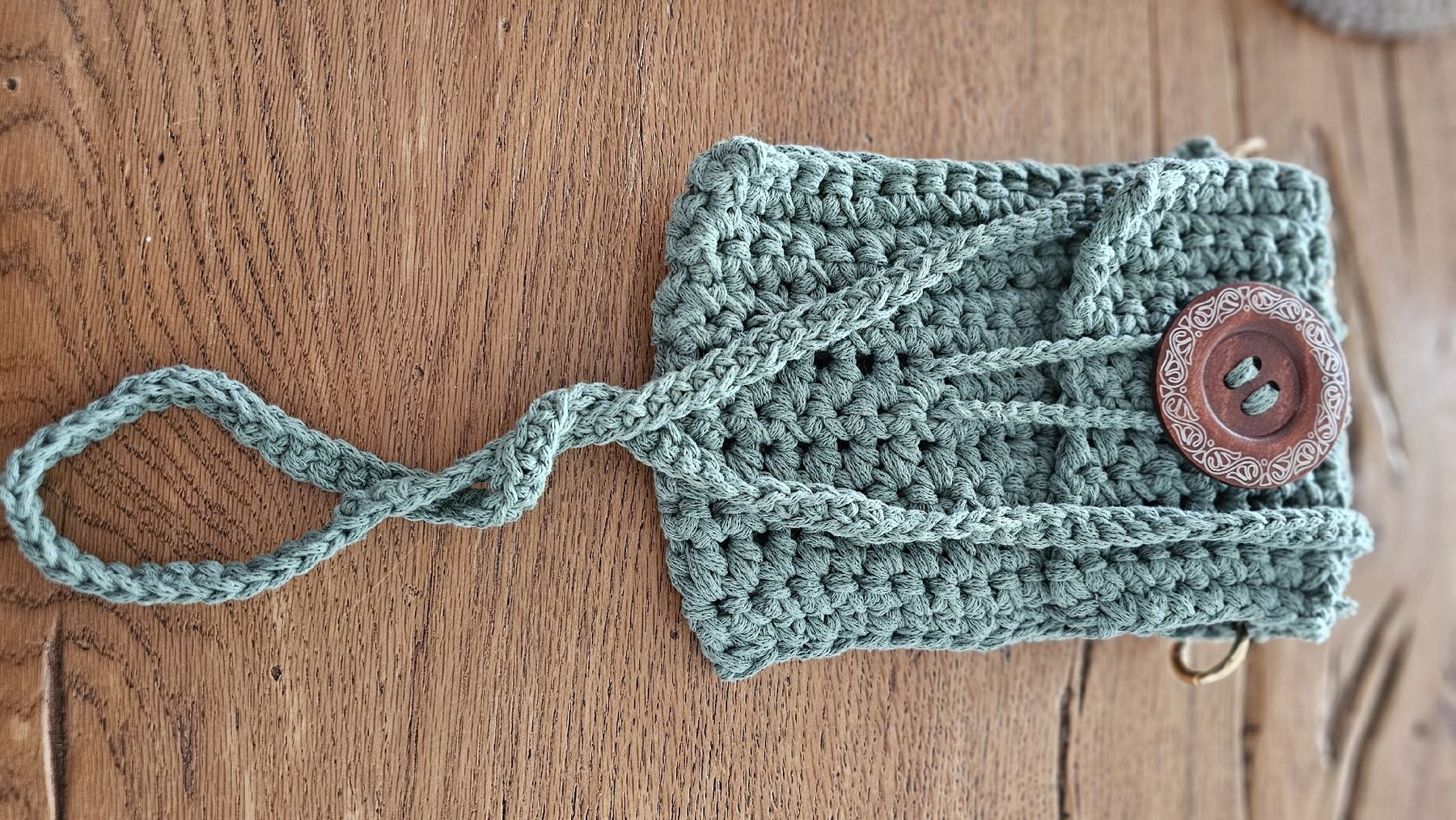 Borse: Handytasche mit grossem Knopf, robust und handgefertigt – Nuovo e nell'imballaggio originale da Fehraltorf venduto da lisam16 2