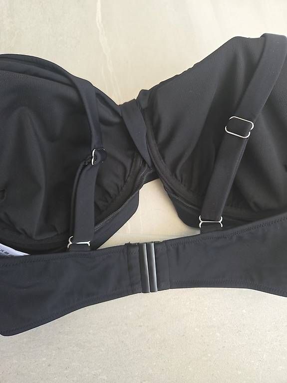 Costumi da bagno & Bikini: Bikini Oberteil Zizzi Gr. 48 – Nuovo (secondo la descrizione) da Wängi venduto da Bibo4. 3