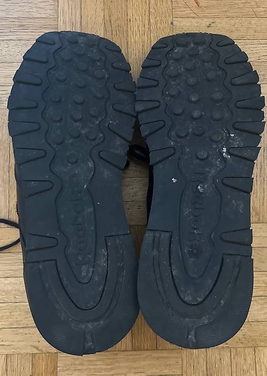 Reebok Chaussures hommes: Sneakers REEBOK Schwarz Gr. 44 – D'occasion à Urdorf par Resumasa 3