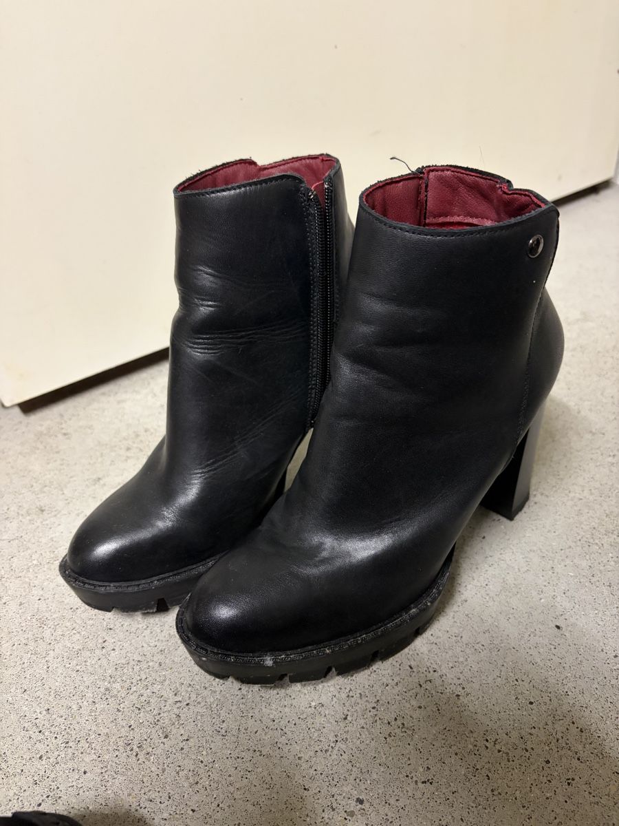 Damenschuhe: Schuhe Gr.40 – Gebraucht aus Grenchen von lyn_8w2w