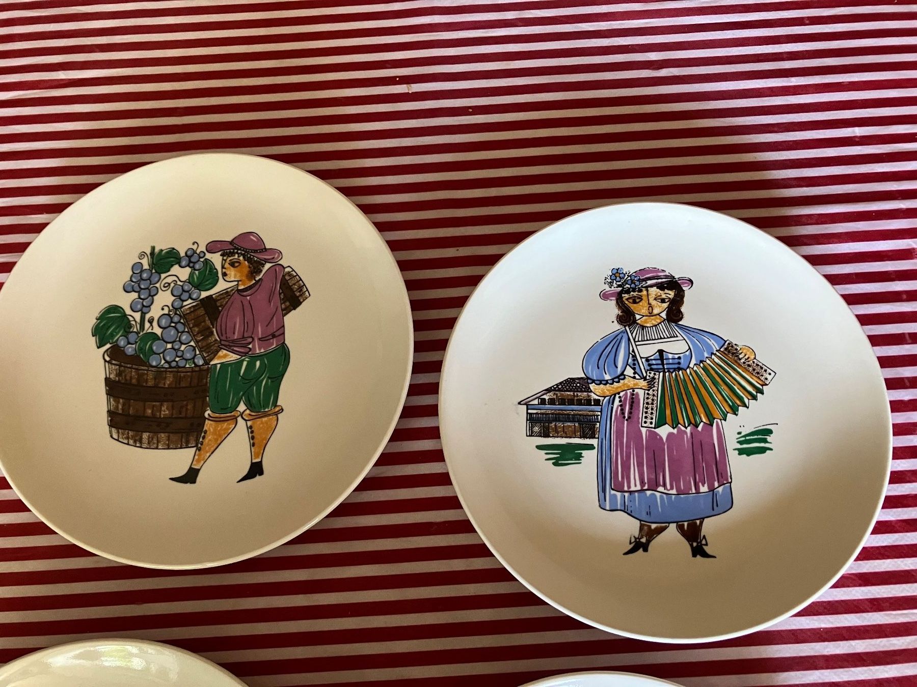 Piatti: 5 "Folklore" Teller von Aeder Mannsdorf – Usato da Baar venduto da Zugi2 1