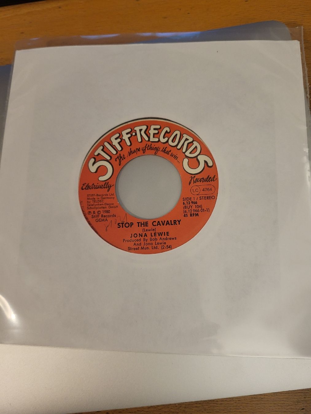 Dischi in vinile: Jona Lewis 7" Vinyl Single – Usato da Thun venduto da Kissthis