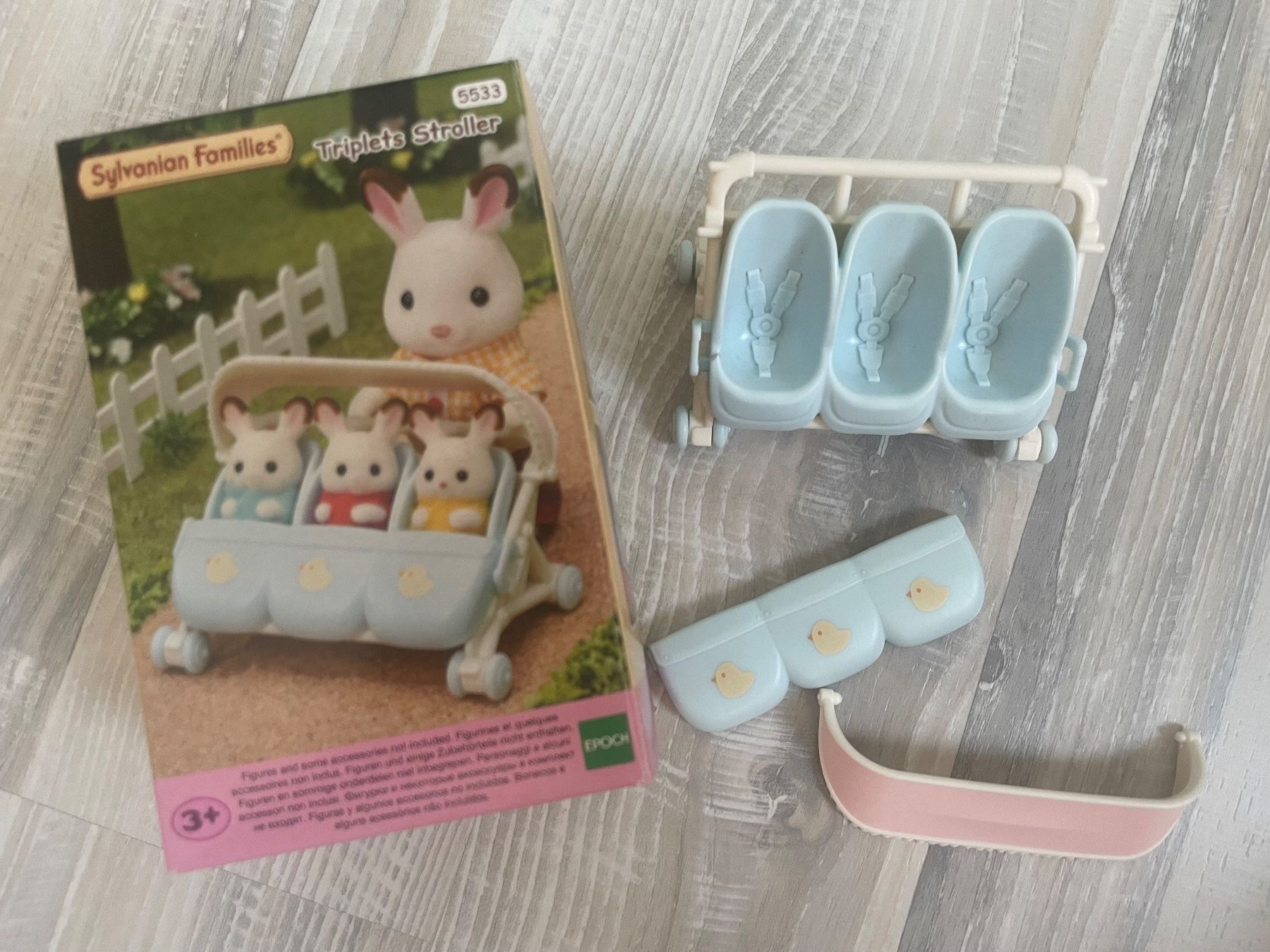 Sylvanian families Spielzeuge: Sylvanian Families Drillings-Kinderwagen – Gebraucht aus Hellikon von Giojo