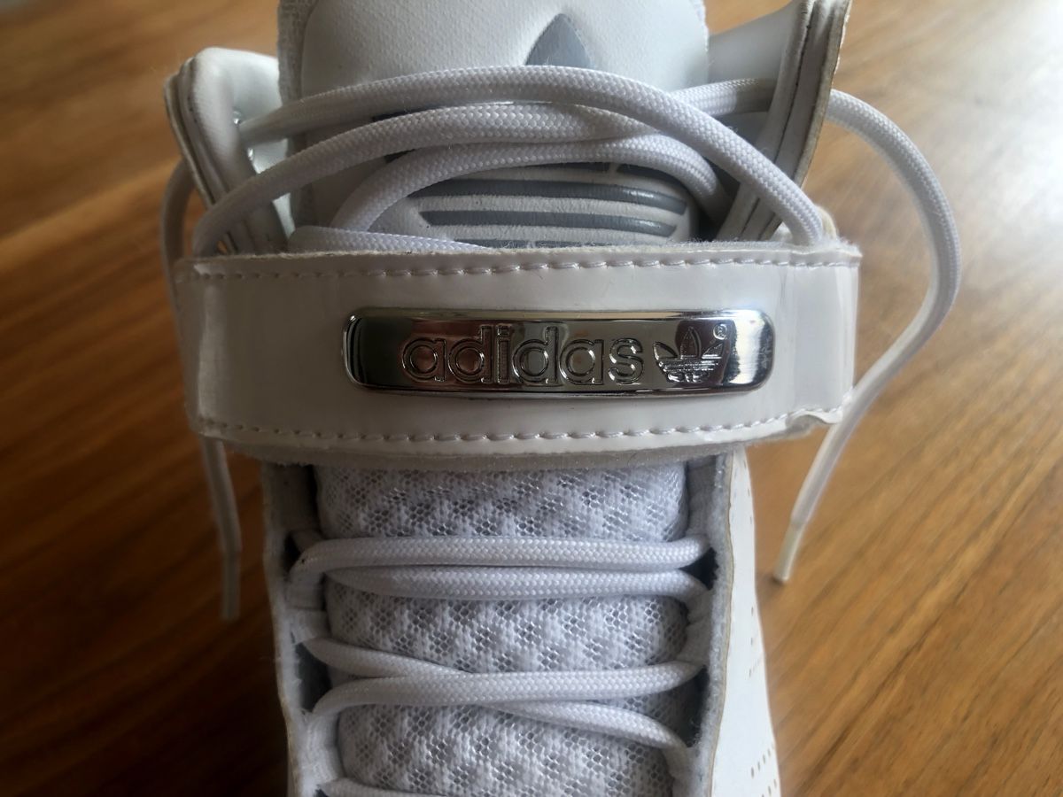 Adidas Scarpe da uomo: Men Adidas sneakers size 41 – Usato da Freienwil venduto da Nompumelelo 5