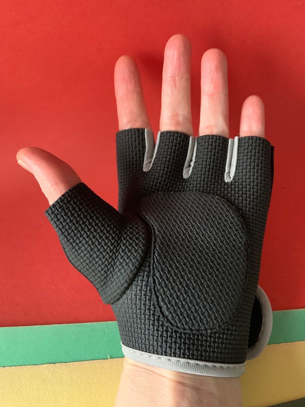 Guanti & manicotti: Velohandschuhe M oder L – Nuovo e nell'imballaggio originale da Laufen venduto da Bellebellezza 1