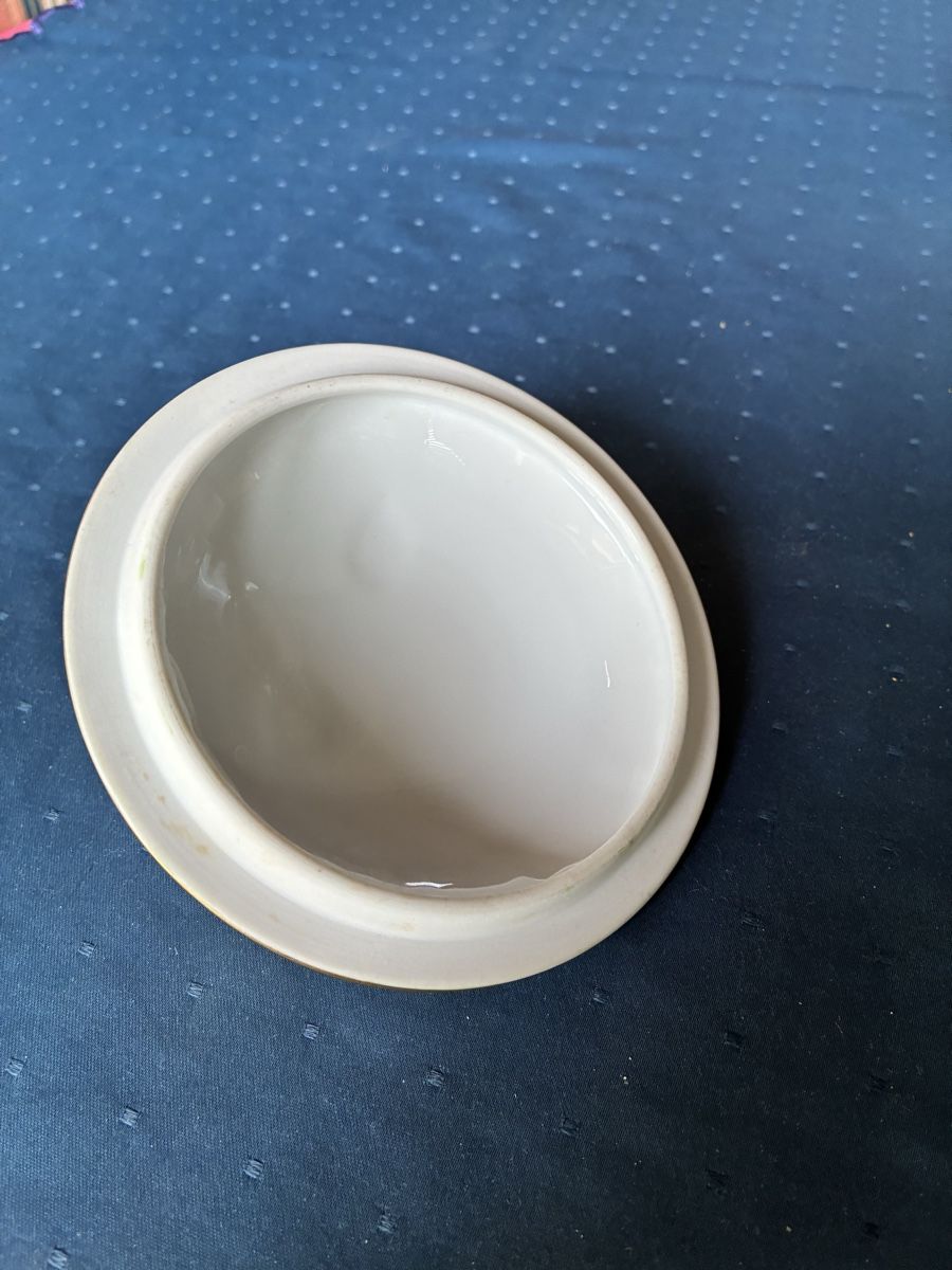 Herend Tassen: Herend - 1 Suppentasse mit Deckel Dekor Victoria  – Gebraucht aus Dornach von Rosengarten 3