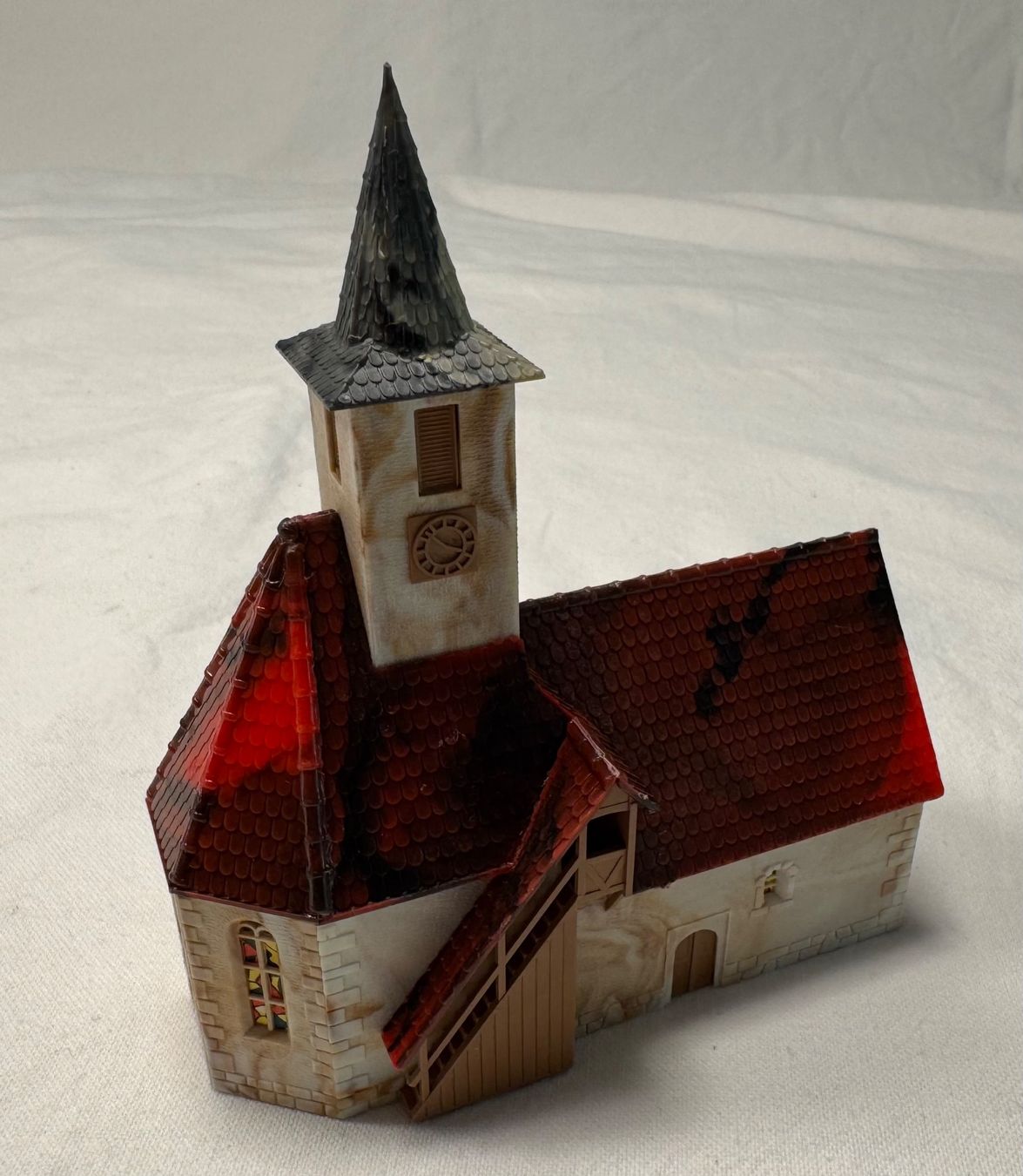 Modellini di ferrovie: Modelleisenbahn kleine Kirche mit rotem Dach – Usato da Wettingen venduto da 1coni1