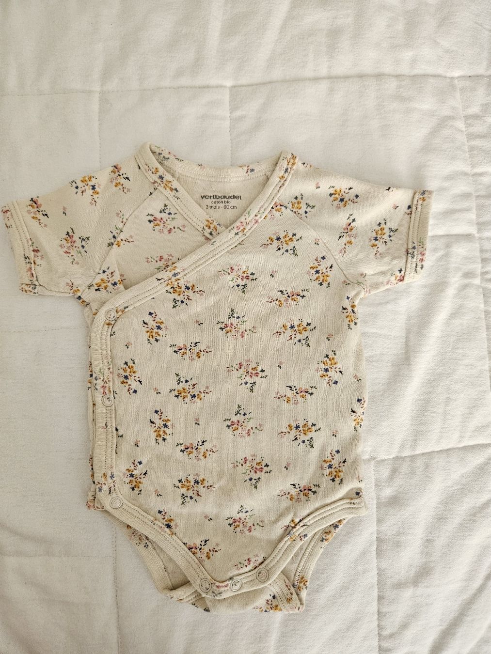 Chemises, Tops & T-shirts: Set of 4 Vertbaudet Wrap Bodysuits – Neuf (Voir description) à Zürich par mer_jld9 3