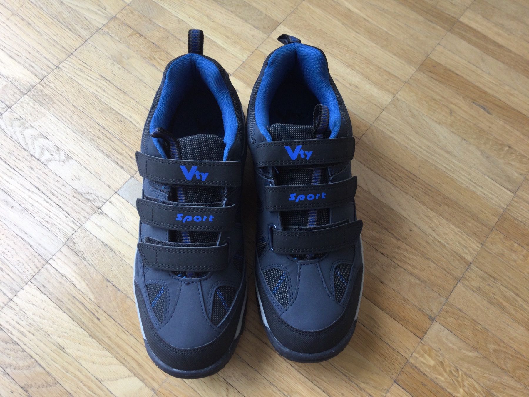 Scarpe da uomo: Vty Trekking Sneakers Gr. 41 Neu – Nuovo e nell'imballaggio originale da Zürich venduto da VorlonShadow 1