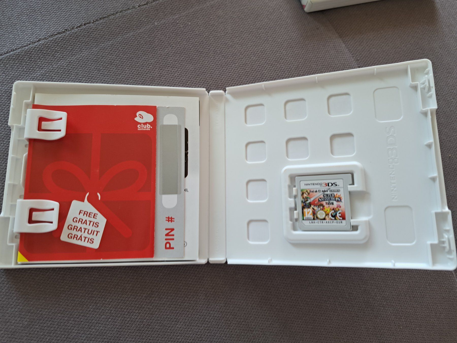 Nintendo Giochi: Super Smash Bros 3DS – Usato da Genève venduto da eng_7ylp 2