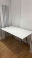 Moderner Schreibtisch / Arbeitstisch (Weiss / Silber)