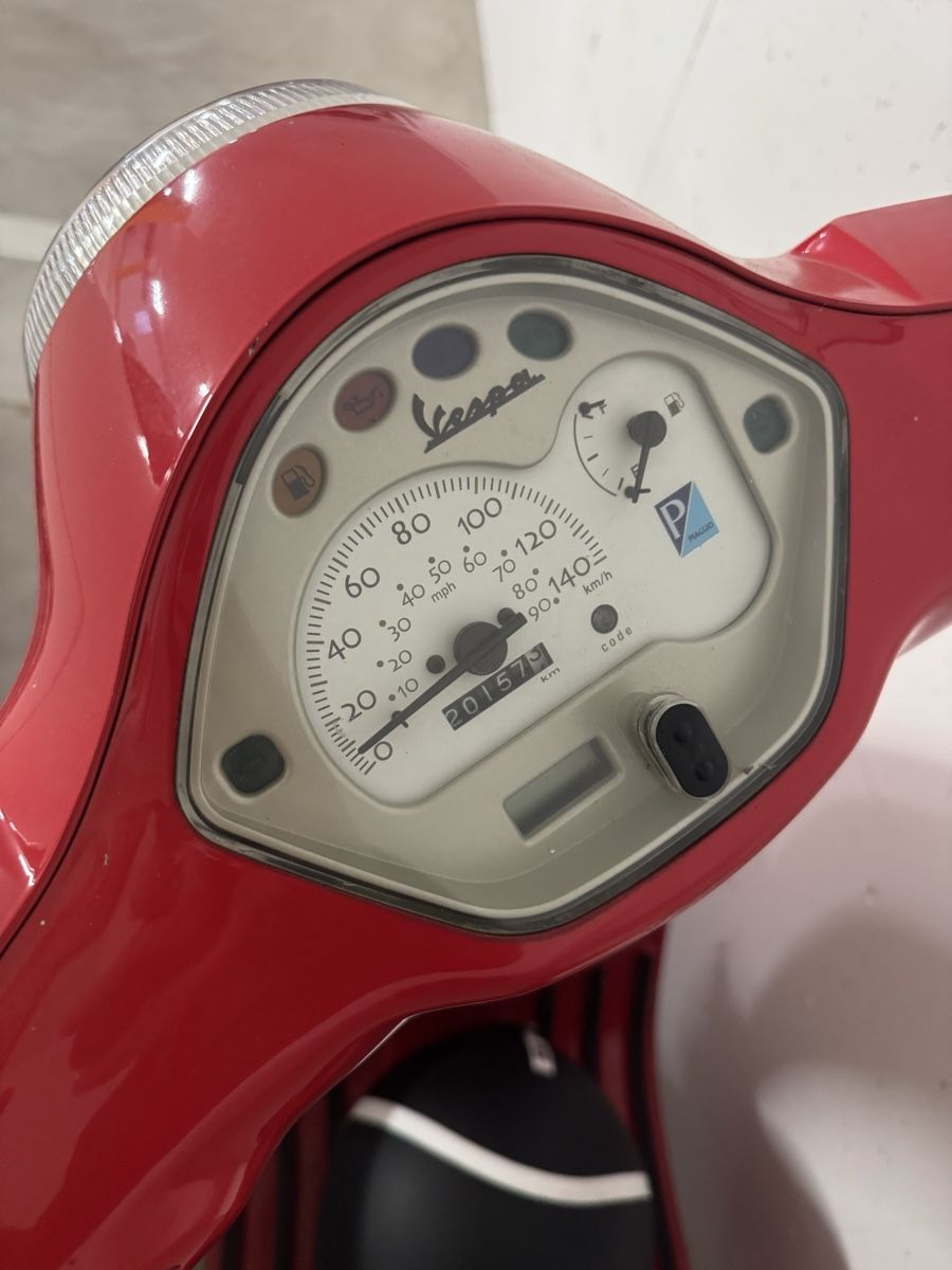 Piaggio Scooter: Piaggio Vespa LX 125 – Difettoso da Oberkirch LU venduto da kat_nkz5 1