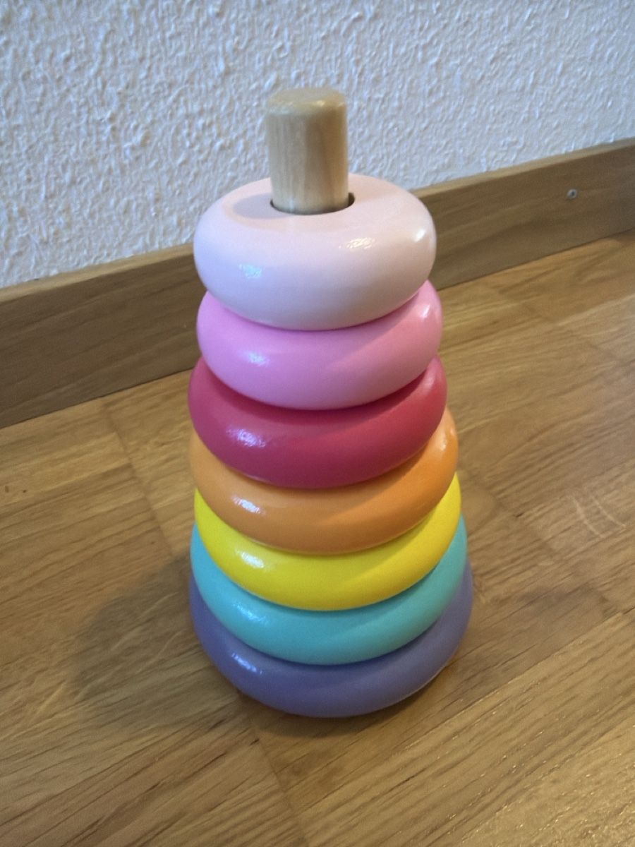 Spielzeuge: Holzspielzeug Stapelturm Einhorn – Gebraucht aus Wittenbach von laramarighetto 1