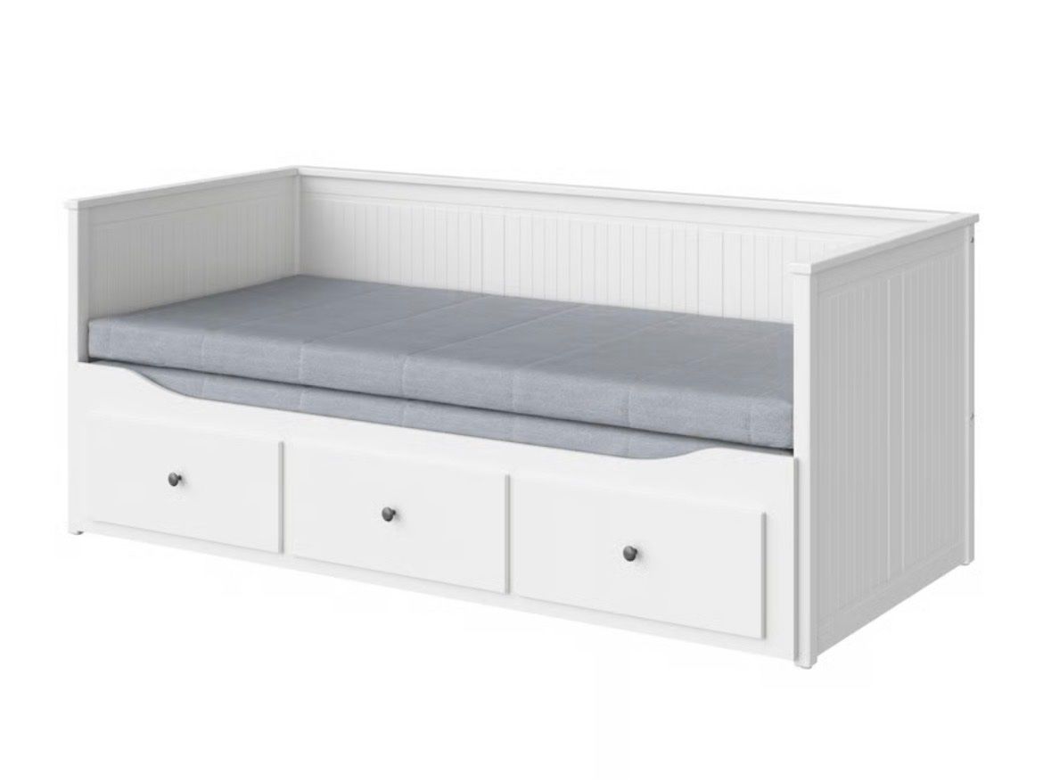 Ikea Letti: Tagesbett Hemnes IKEA – Usato da Winterthur venduto da 4Klang 1