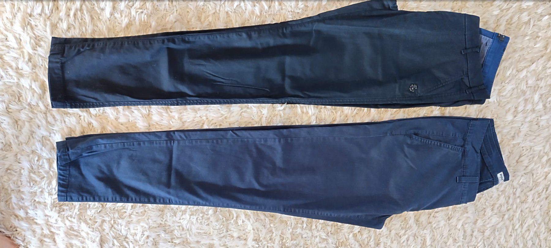 Maison Scotch Lotti di vestiti: Paket 2 Hosen "Maison Scotch" & "Angels" – Usato da Zürich venduto da Mokile