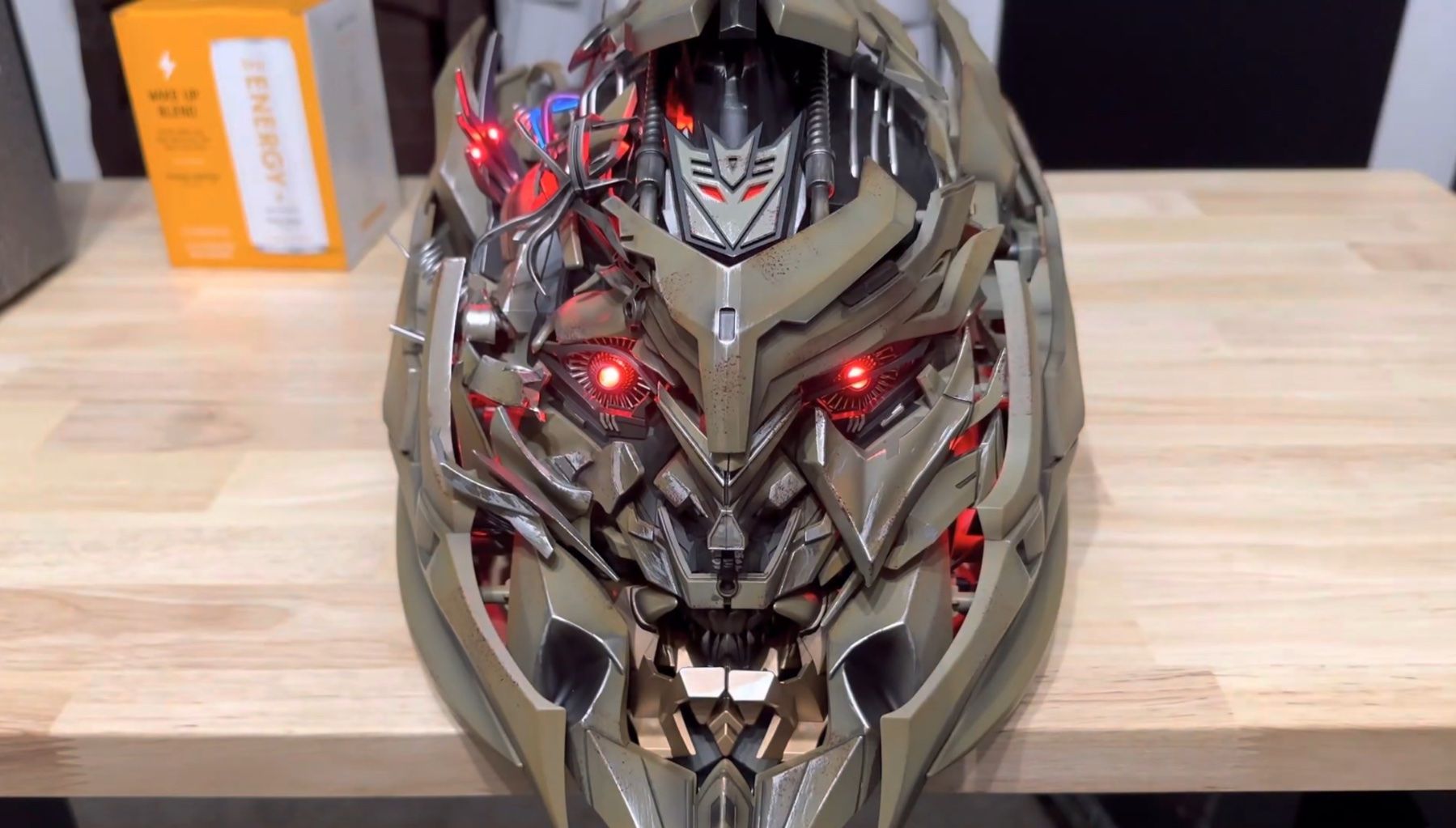 Helme & Visiere: Megatron Kopf\Helm. Hoch detailliert – Neu (gemäss Beschreibung) aus Lohn-Ammannsegg von JarvisSystem2.0 1