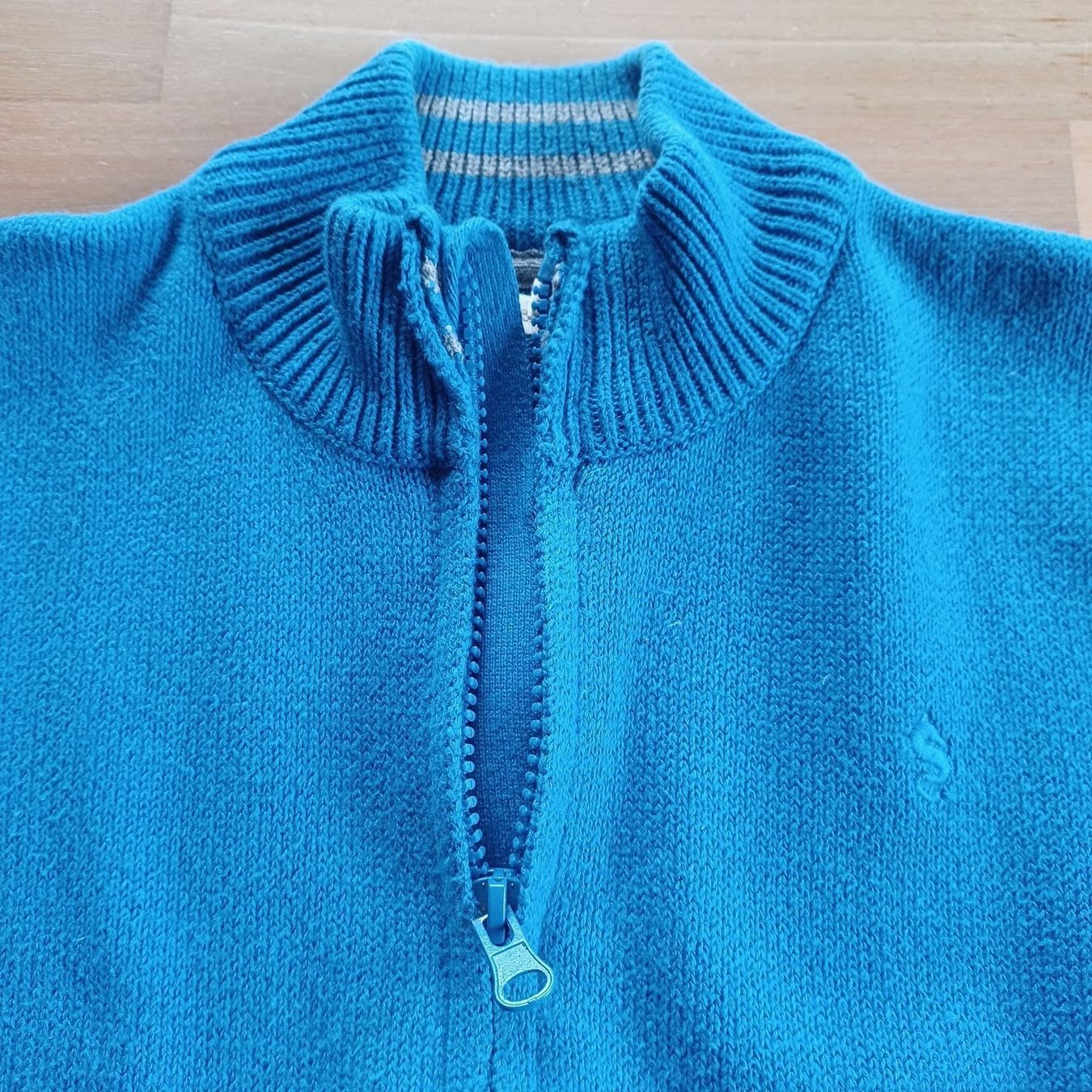 Maglioni & Felpe: Schönes Jäckli/Pullover von Sfera, Gr.116/122 – Usato da Niederscherli venduto da 20sydney02 1