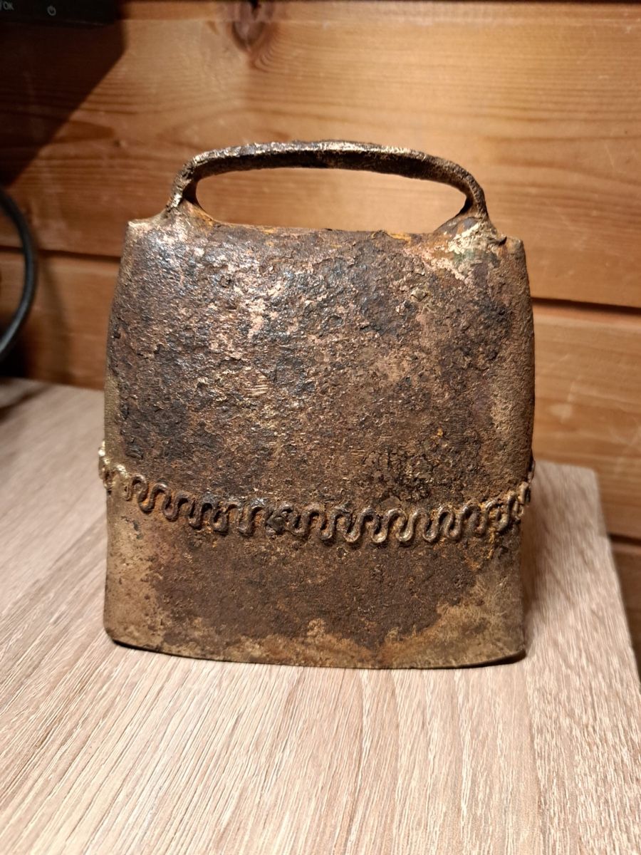 Campanacci mucche: Kranzschelle Bügelbreite 6 – Usato da Schwellbrunn venduto da 73zubi77 1