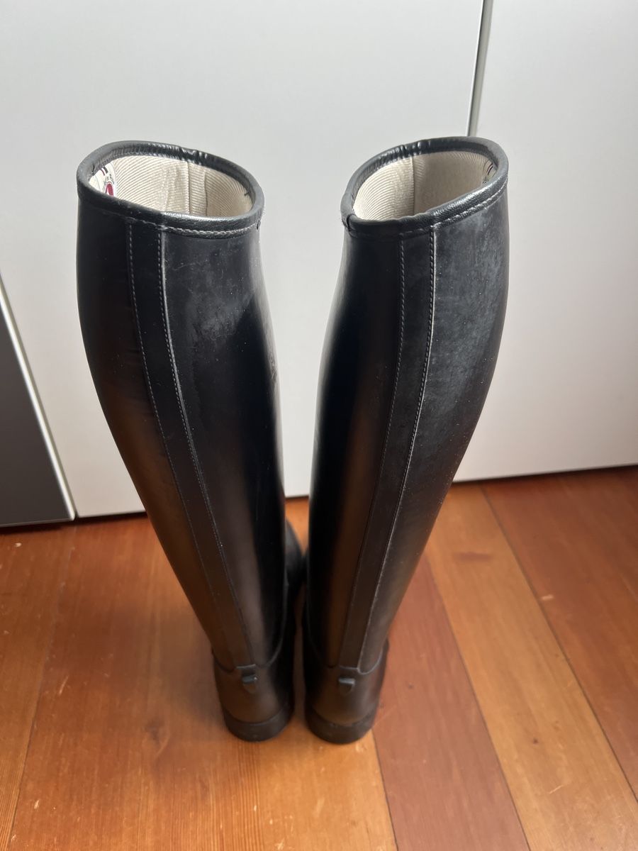 Scarpe da donna: Reitstiefel Gr 38 – Usato da Näfels venduto da Madresue 1