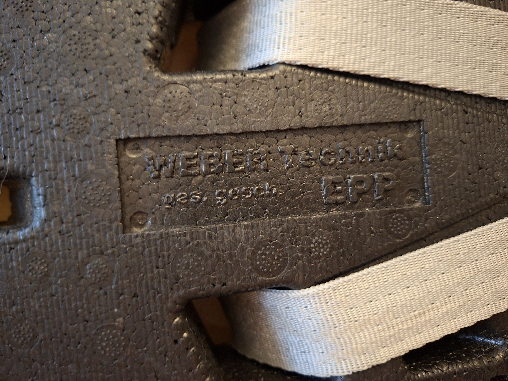 Wippen & Schaukeln: Weber Technik EPP Sitzverkleinerer mit Gurt guter Zustand – Gebraucht aus Meinisberg von Destiny1972 3