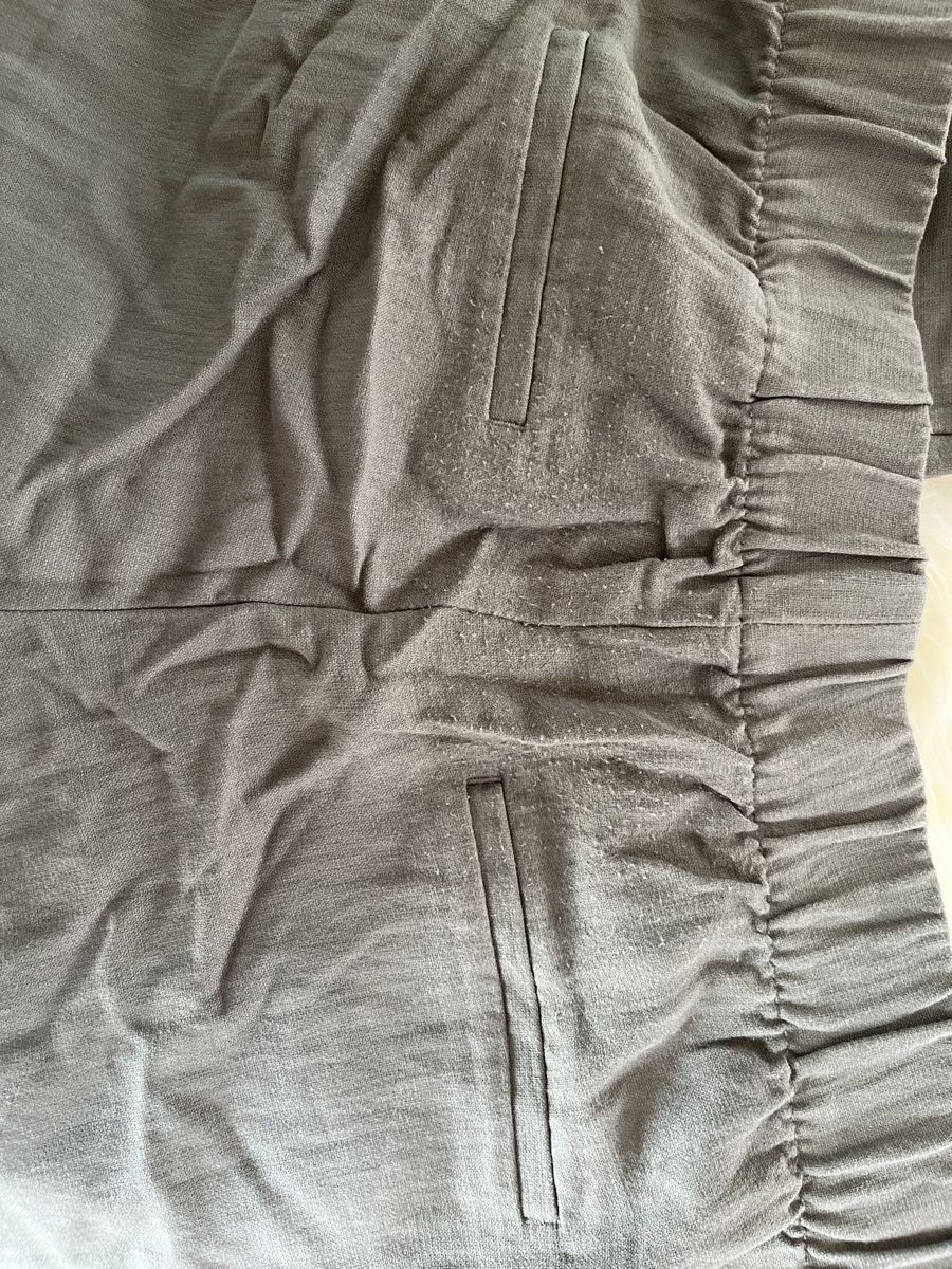 H&M Pantaloni: Grüne Leinenhose mit Gummizug, Gr. M, H&M – Usato da Aarburg venduto da Petite-closet-Loop 4