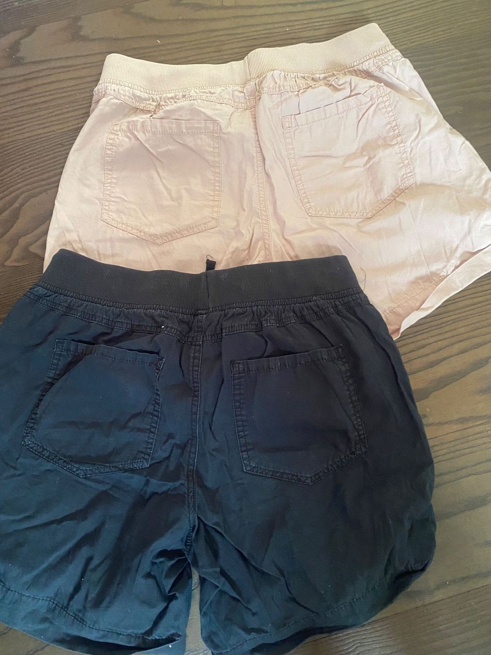Pantaloni: Sommer-Shorts-Set, Gr. M/L – Usato da Dielsdorf venduto da sissy04 1