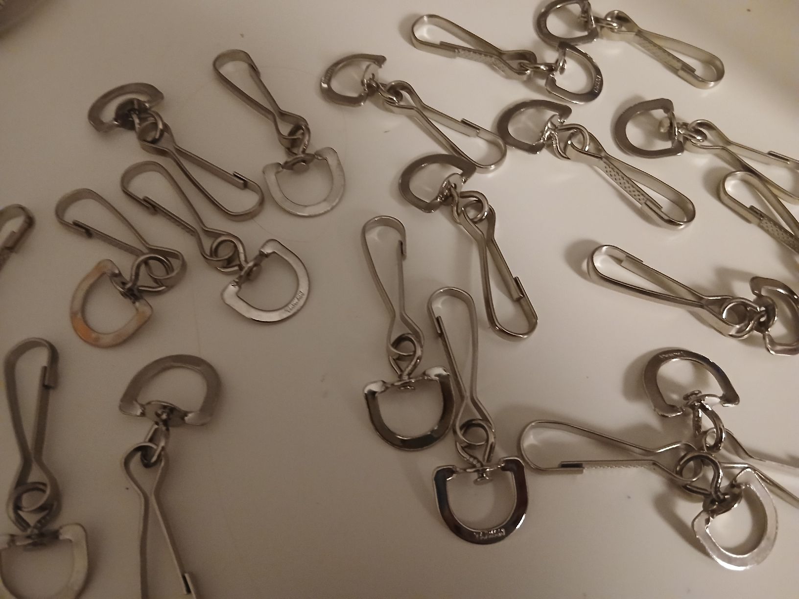 Ferramenta: 20 Haken zum basteln  – Nuovo (secondo la descrizione) da Stansstad venduto da mikamo