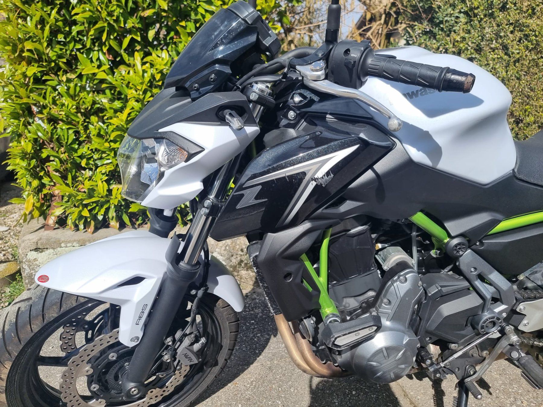 Kawasaki Strasse: Kawasaki Z650 – Gebraucht aus Gempenach von wittling 5