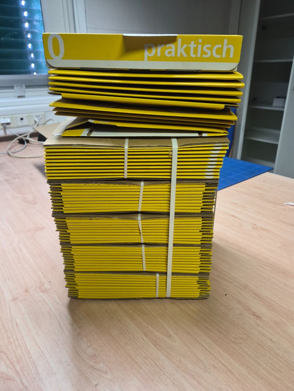 Cartoni: 918 Posten Versandkarton – Usato da Derendingen venduto da Meisterstuecke 2