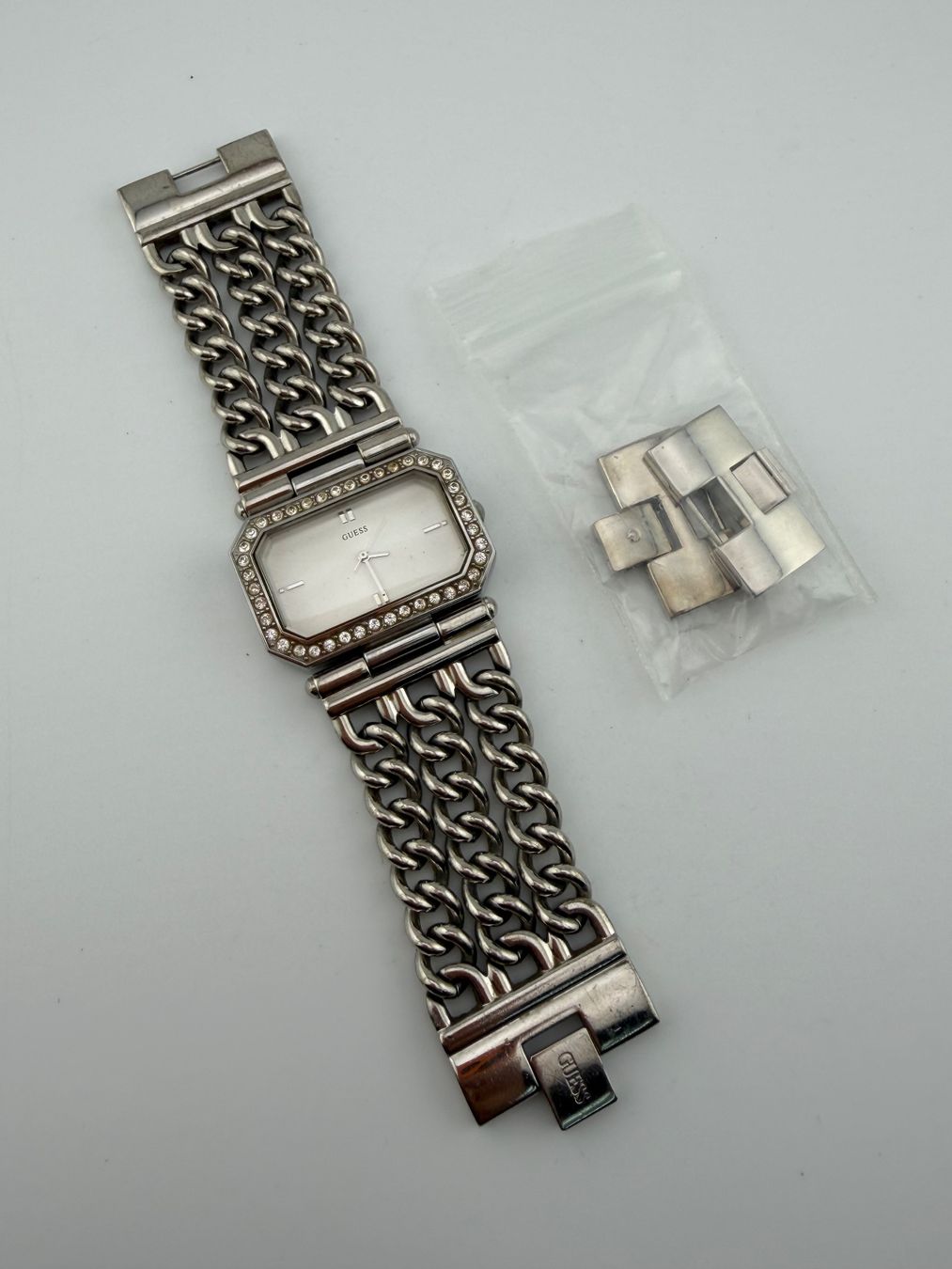 Guess Orologi: GUESS pour femme – Usato da Biel/Bienne venduto da MrP_WatchesBiel 3