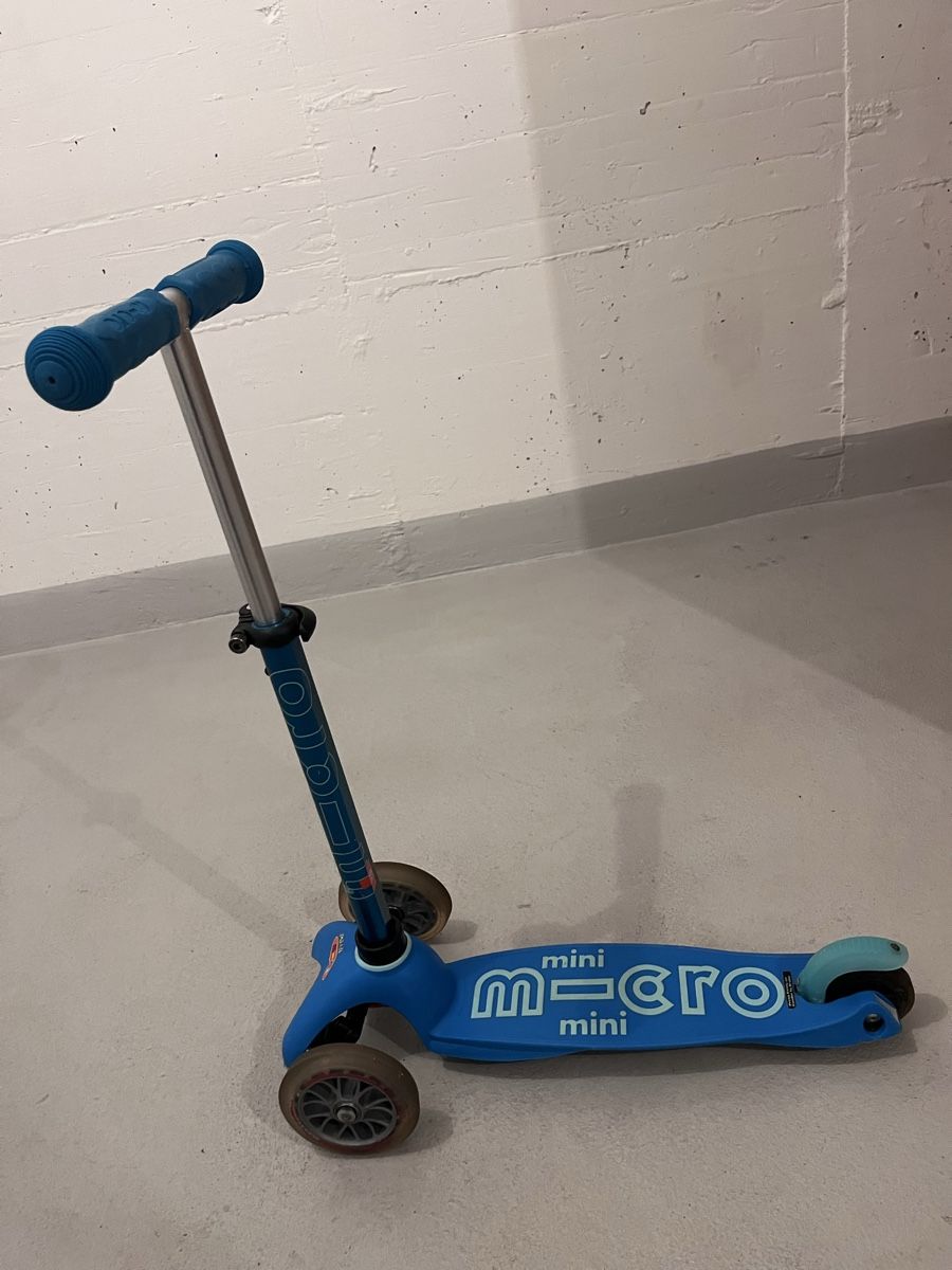 Micro Kickboard: Kinderroller Micro Mini blau guter Zustand – Gebraucht aus Schwyz von jas_26l2