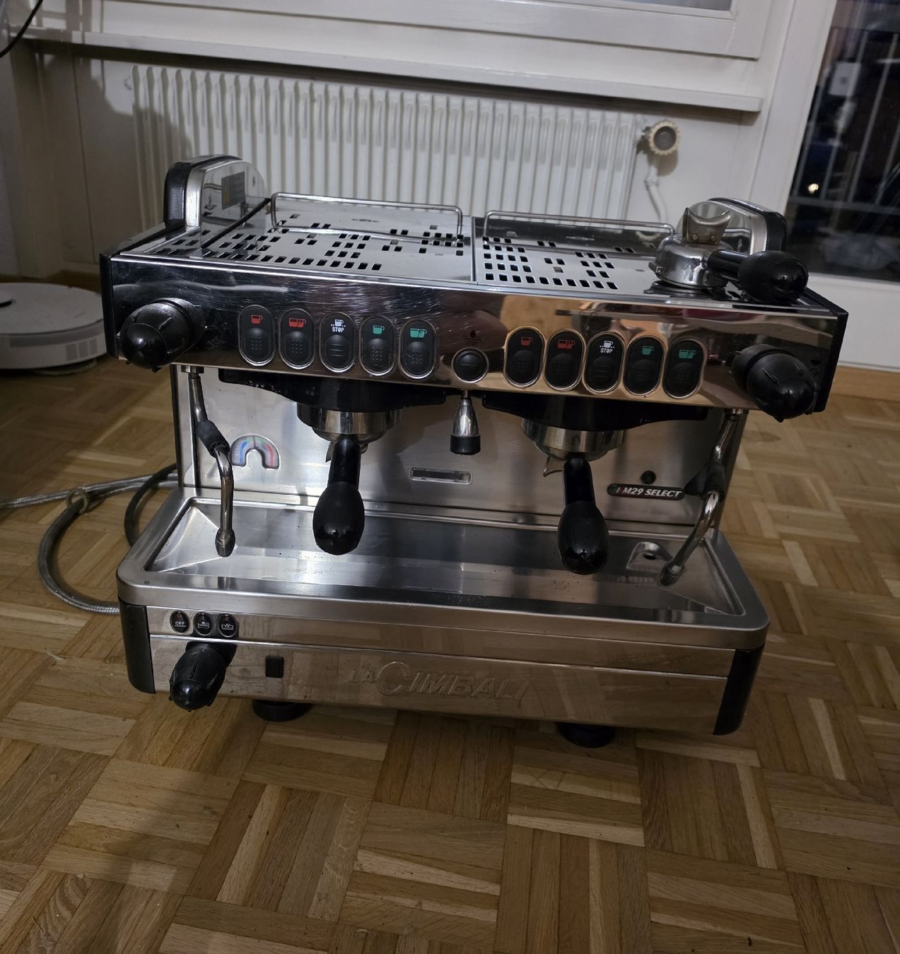 Cimbali Macchine per caffè & Macchine per espresso: Machine à espresso professionnelle Cimbali m29 select – Usato da Villeneuve VD venduto da Captsu 1