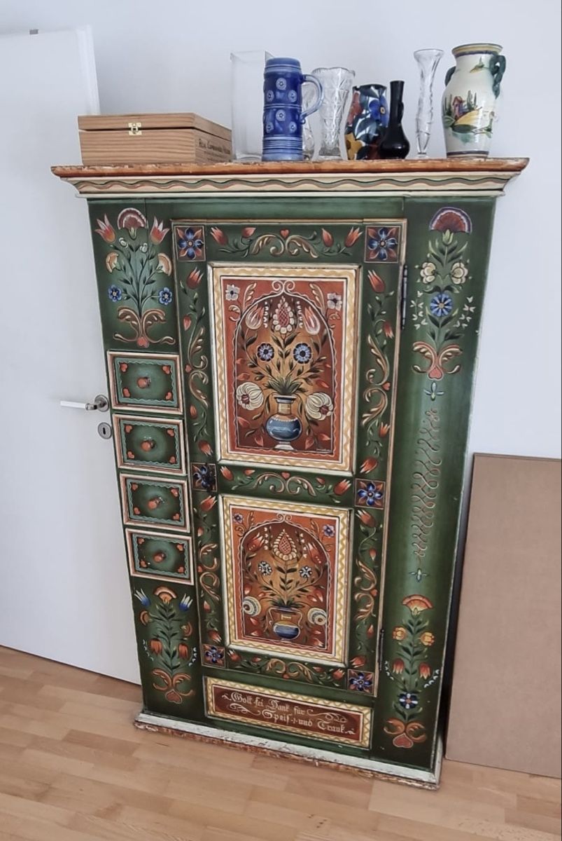 Armoires: Bauernschrank – D'occasion à St. Gallen par GraceSchatz
