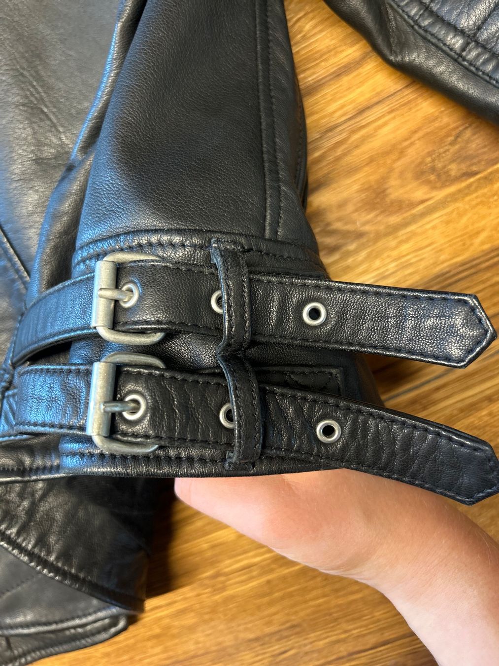 Allsaints Jacken: ALLSAINTS Echtlederjacke Gr. 38 – Gebraucht aus Bubikon von sim_ch8608 4