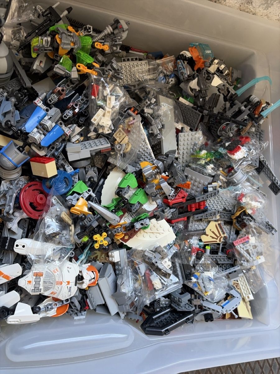 Lego Kit di costruzioni: Lego Konvolut Star Wars Sammlung .  – Usato da Wängi venduto da Tesimo 4