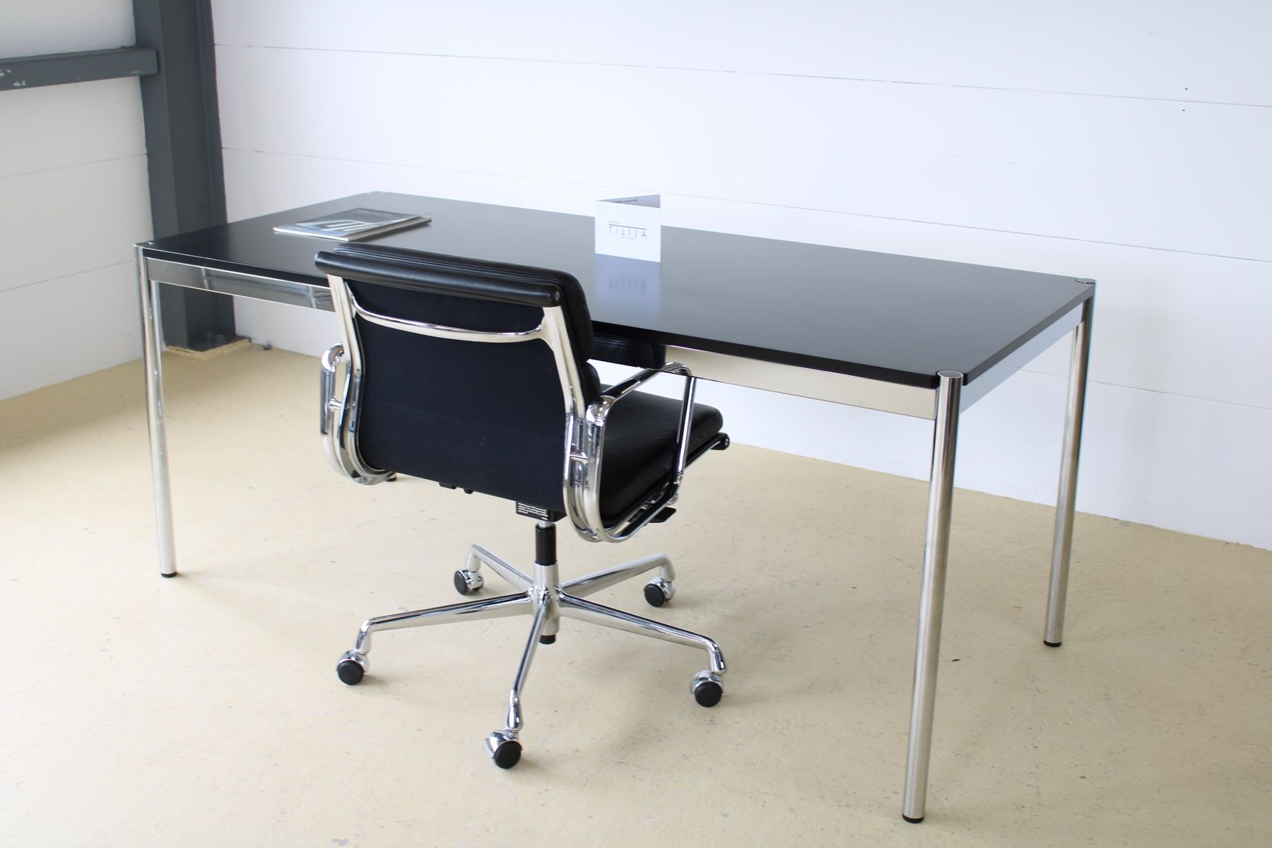 USM Tavoli: USM Tisch Schwarz (175x75) – Usato da Meinisberg venduto da atelier_TILIJA 9