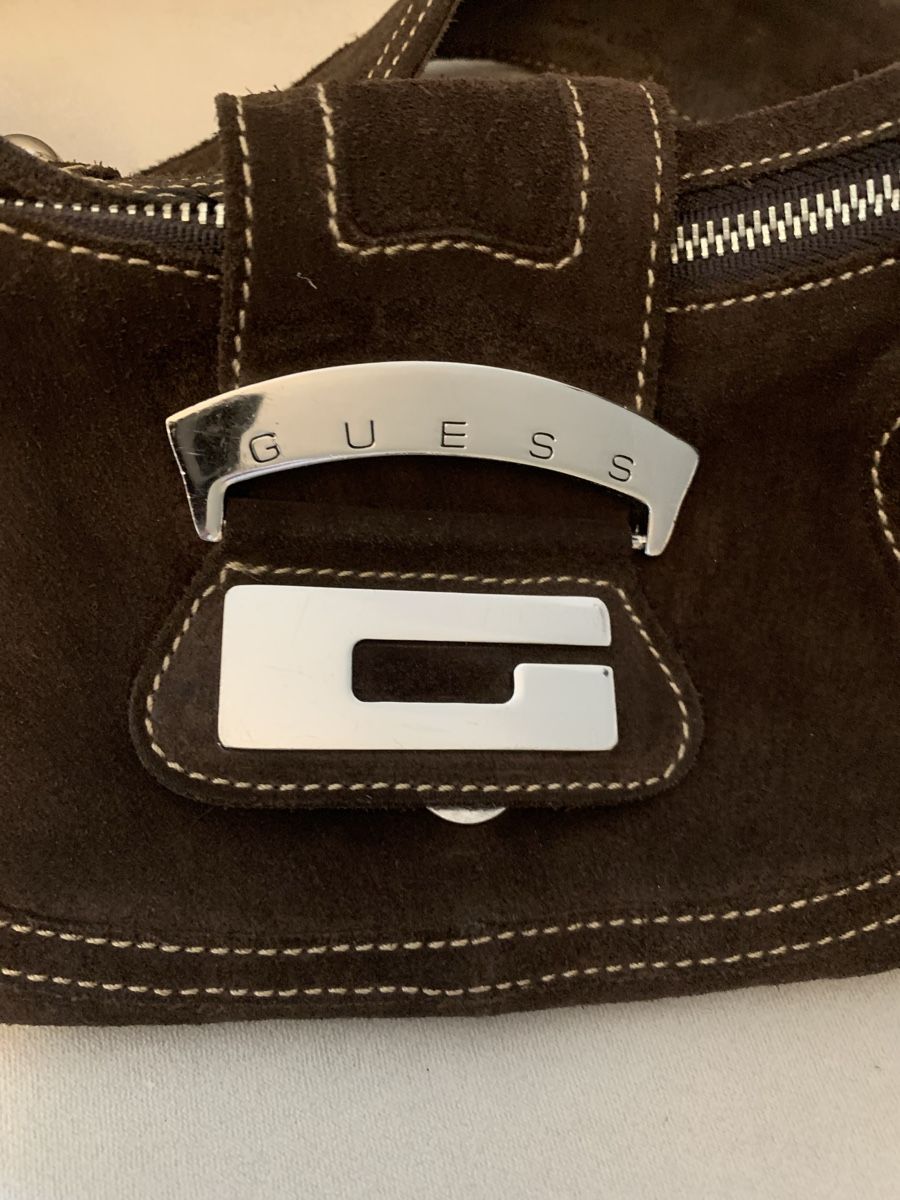 Guess Taschen für Damen: Guess Wildleder Tasche  – Gebraucht aus Bergdietikon von zor_856j 6