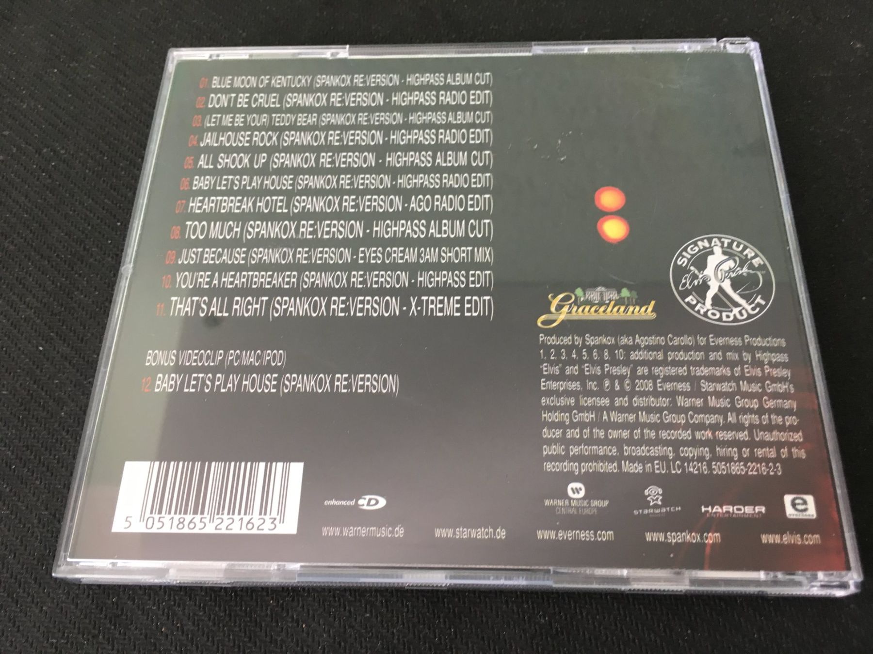 CD: Elvis vs. Spankox - Re:Versions -CD- – Usato da St.Gallen venduto da MedienJoe 2