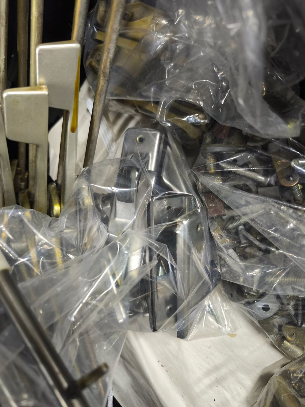 Ferramenta: Roto Fenster Beschläge - diverses Material – Usato da Mels venduto da Kollershop 2