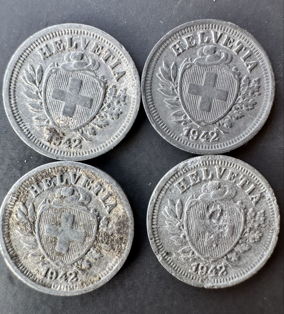 Alle Münzen: 4 x 1 Rappen 1942 – Gebraucht aus Meilen von coins4sale