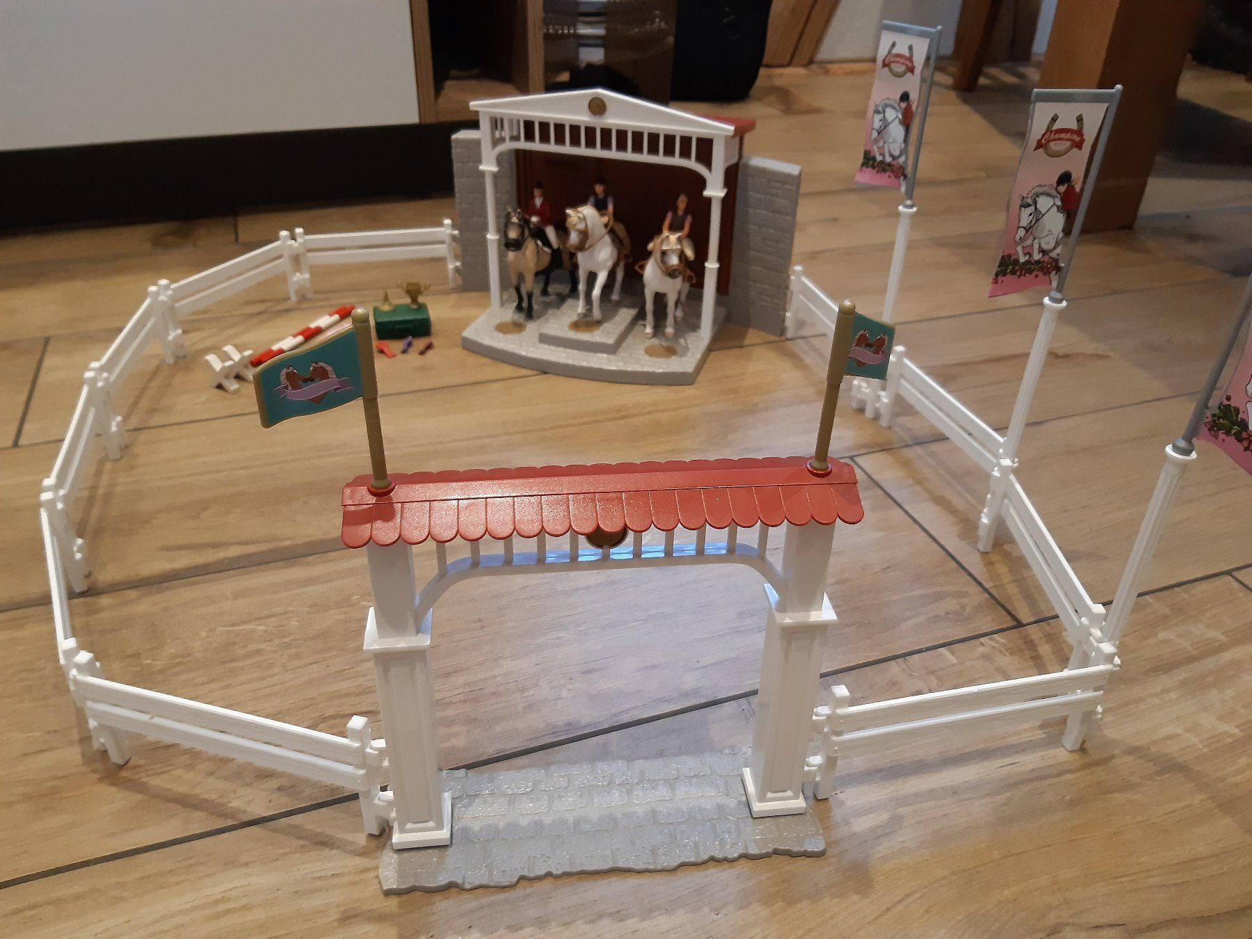 Schleich Giocattoli: Schleich Turnierplatz – Usato da Waldkirch venduto da Parry01